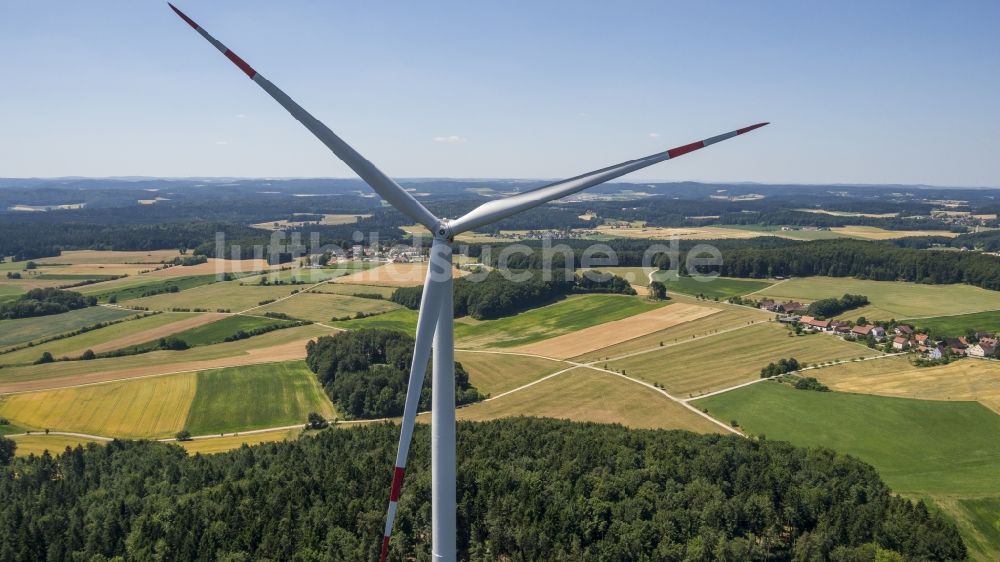 Luftaufnahme Oberpfalz - Windrad in der Oberpfalz im Bundesland Bayern, Deutschland