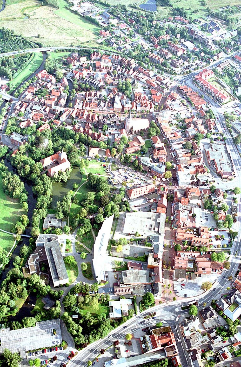 Luftaufnahme Winsen (Luhe)/ Niedersachsen - Winsen (Luhe) / Niedersachsen Blick auf das Stadtzentrum von Winsen an der Luhe in Niedersachsen, süd-östlich von Hamburg 06