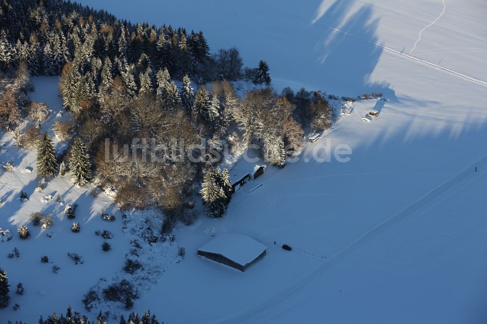 Luftbild Furtwangen im Schwarzwald - Winteransicht des Schwarzwaldes im Bundesland Baden-Württemberg