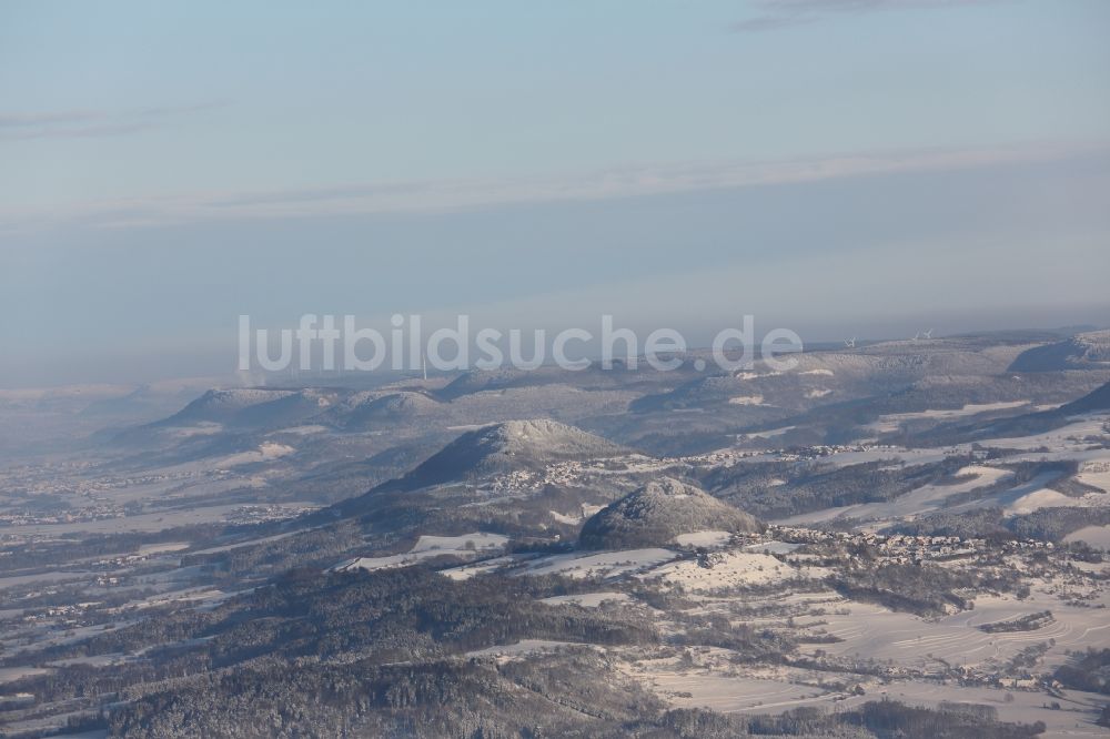 Luftaufnahme Furtwangen im Schwarzwald - Winteransicht des Schwarzwaldes im Bundesland Baden-Württemberg
