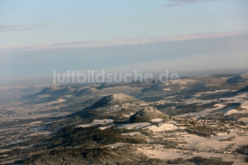 Luftbild Gütenbach - Winterlich mit Schnee bedeckte Schwarzwald- Landschaft bei Gütenbach im Bundesland Baden-Württemberg