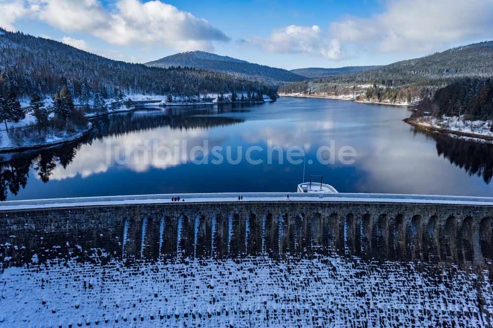 Luftbild Forbach - Winterlicher Talsperren - Staudamm und Stausee in Forbach im Bundesland Baden-Württemberg