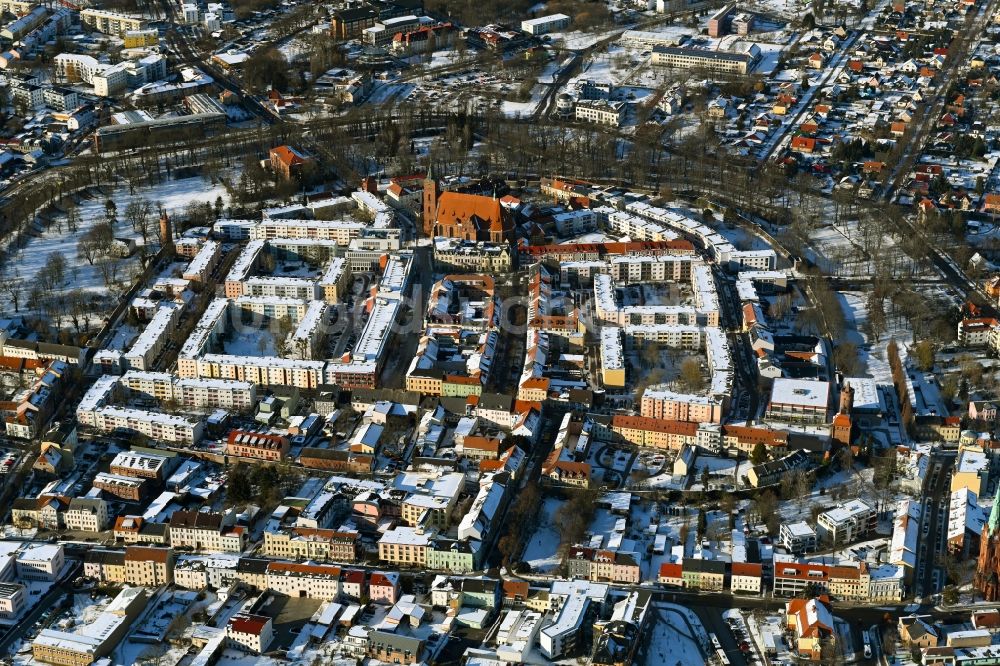 Luftbild Bernau - Winterluftbild Altstadtbereich und Innenstadtzentrum in Bernau im Bundesland Brandenburg, Deutschland