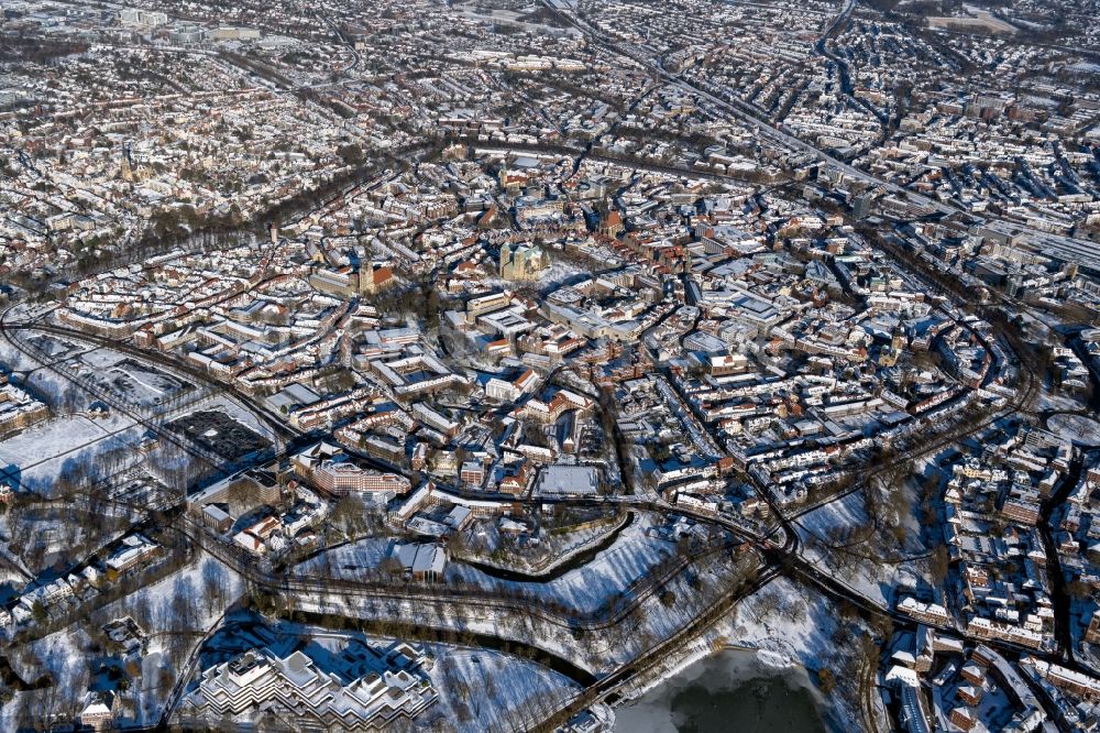 Luftaufnahme Münster - Winterluftbild Altstadtbereich und Innenstadtzentrum in Münster im Bundesland Nordrhein-Westfalen, Deutschland