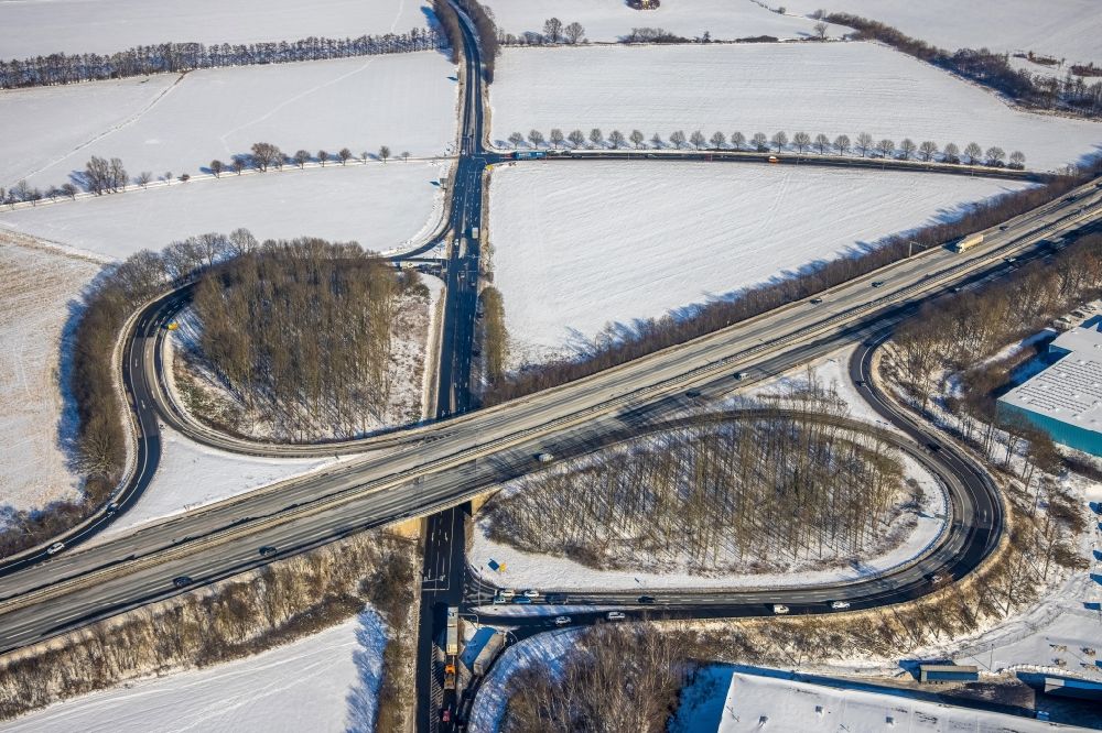 Luftbild Witten - Winterluftbild Autobahn- Anschlussstelle der BAB A44 Witten-Annen in Witten im Bundesland Nordrhein-Westfalen, Deutschland
