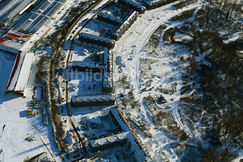 Luftbild Bernau - Winterluftbild Baustelle Kasernen- Gebäudekomplex Panke-Park - Pankebogen in Bernau im Bundesland Brandenburg, Deutschland