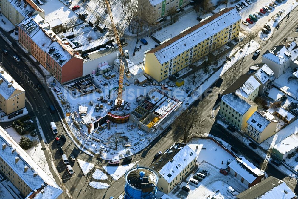 Luftbild Bernau - Winterluftbild Baustelle zum Neubau Bernauer Stadthotel in Bernau im Bundesland Brandenburg, Deutschland