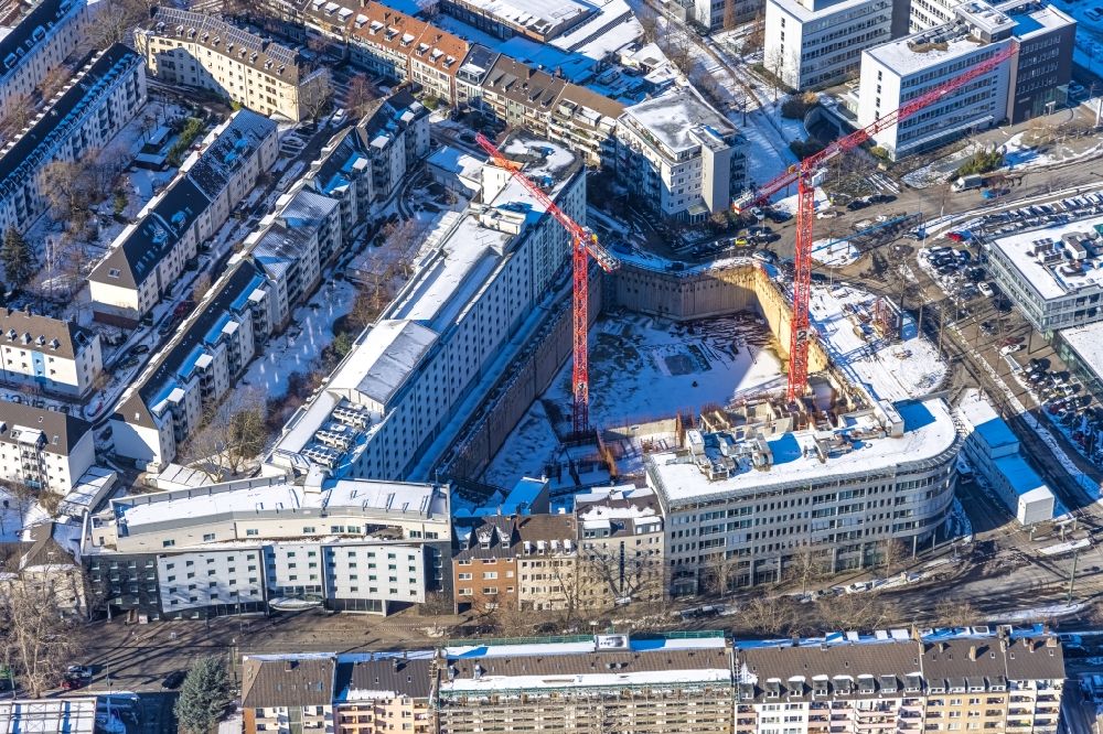 Luftbild Düsseldorf - Winterluftbild Baustelle zum Neubau des Hochhaus- Gebäudekomplexes des UpperNord Tower in Düsseldorf im Bundesland Nordrhein-Westfalen, Deutschland