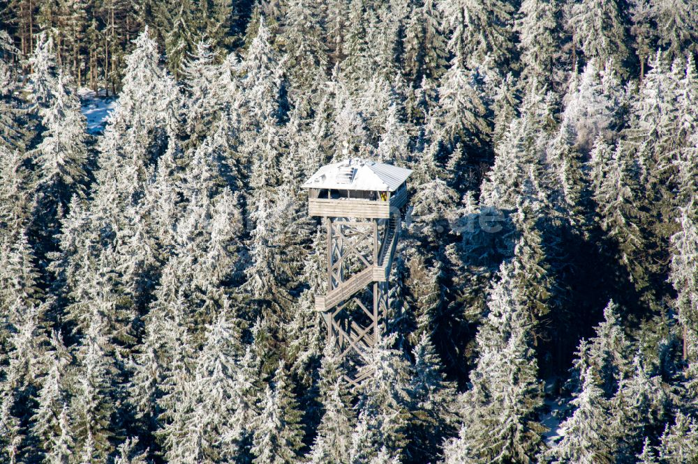 Luftaufnahme Waldershof - Winterluftbild Bauwerk des Aussichtsturmes Oberpfalzturm in Waldershof im Bundesland Bayern, Deutschland