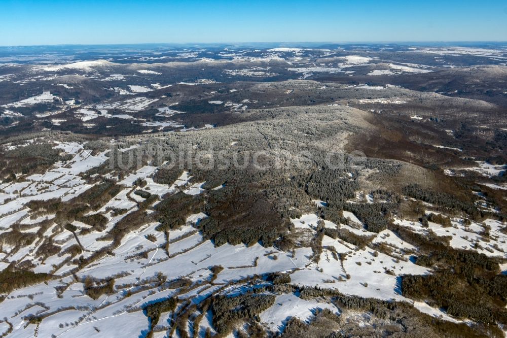 Luftbild Geroda - Winterluftbild Berg- und Tal Landschaft in Geroda im Bundesland Bayern, Deutschland