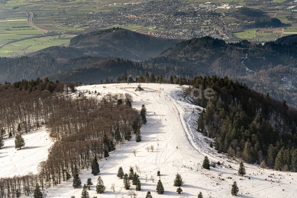 Luftbild Waldkirch - Winterluftbild Berglandschaft Berggipfel des Kandel in Waldkirch im Bundesland Baden-Württemberg, Deutschland