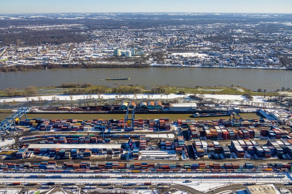 Luftaufnahme Duisburg - Winterluftbild Containerterminal im Containerhafen des Binnenhafen in Duisburg im Bundesland Nordrhein-Westfalen