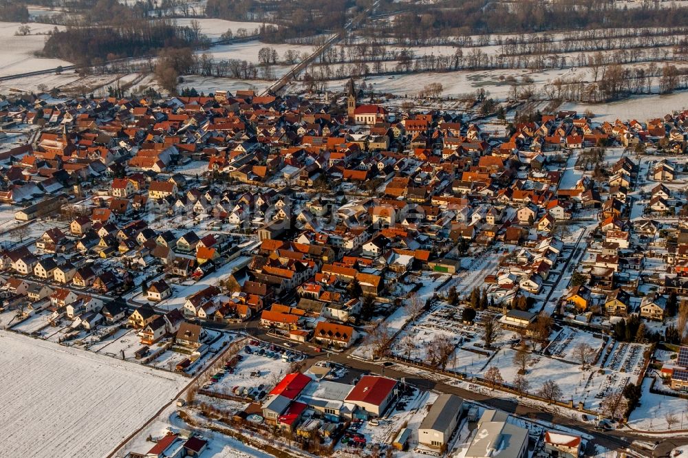 Luftaufnahme Steinweiler - Winterluftbild Dorf - Ansicht in Steinweiler im Bundesland Rheinland-Pfalz, Deutschland