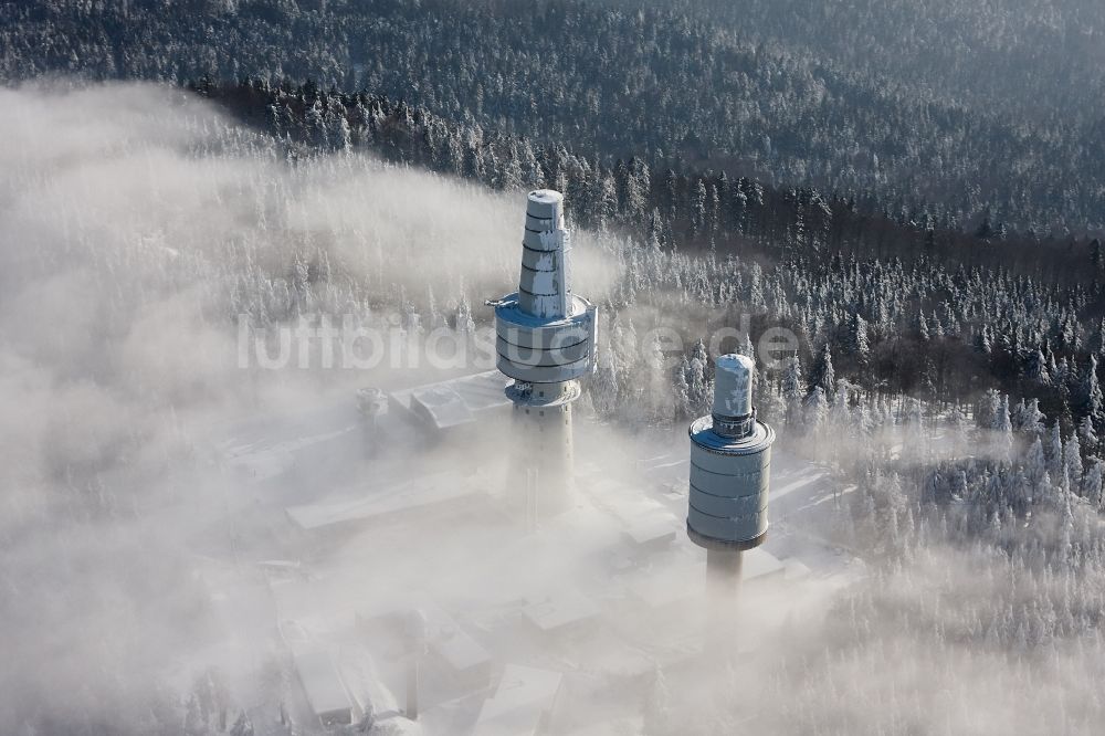 Luftaufnahme Rimbach - Winterluftbild der Fernmeldetürmen auf dem Hohen Bogen bei Rimbach im Bundesland Bayern, Deutschland
