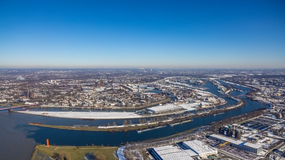 Luftbild Duisburg - Winterluftbild Fluss- Delta und Strom- Mündung der Ruhr in den Rhein in Duisburg im Bundesland Nordrhein-Westfalen