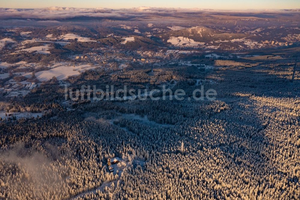Luftaufnahme Smrzovka - Winterluftbild Forstgebiete in einem Waldgebiet in Smrzovka in Liberecky kraj, Tschechien