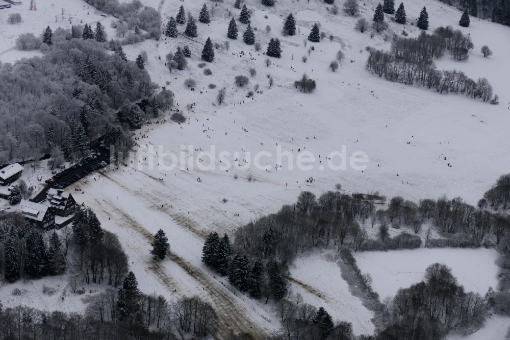 Luftaufnahme Hessisch Lichtenau - Winterluftbild Freizeitzentrum der Rodelbahn Meißnerhaus im Ortsteil Hausen in Hessisch Lichtenau im Bundesland Hessen