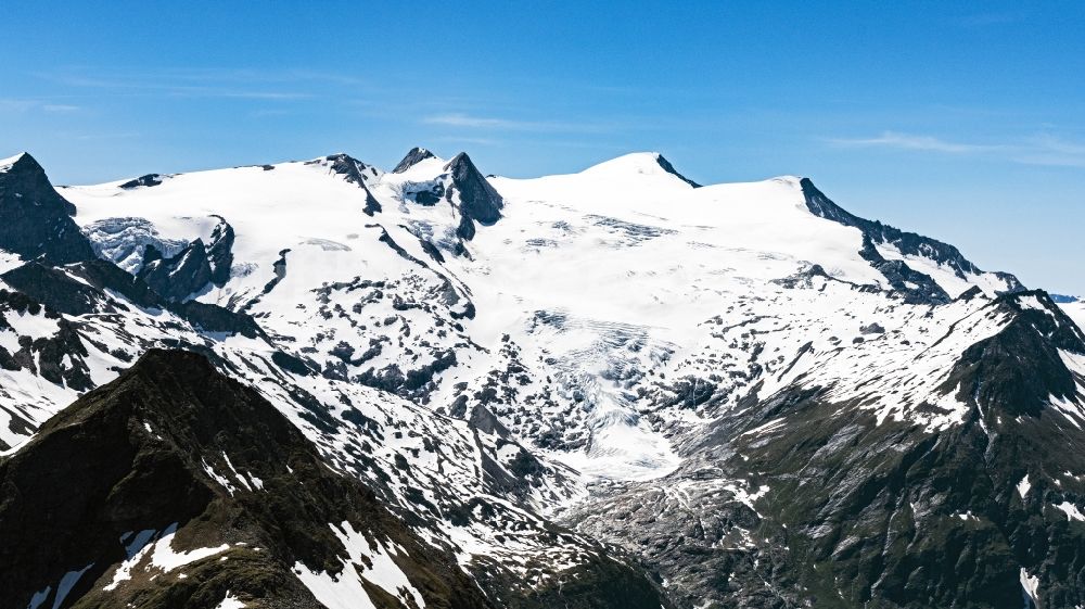 Luftbild Mittersil - Winterluftbild Gipfel der Alpen in der Felsen- und Berglandschaft in Mittersil in Tirol, Österreich