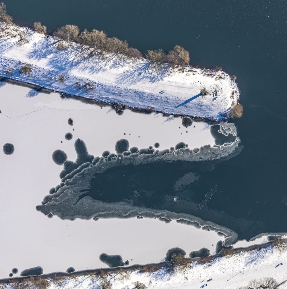 Luftbild Witten - Winterluftbild Halbinsel auf dem Kemnader See in Witten im Bundesland Nordrhein-Westfalen, Deutschland
