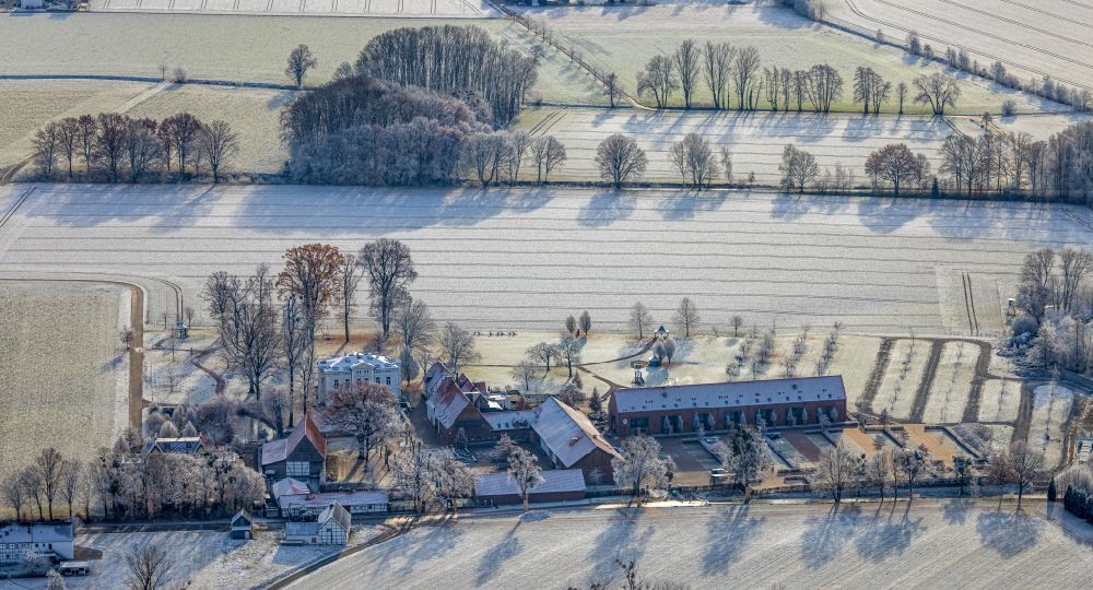 Luftaufnahme Drechen - Winterluftbild Hotelanlage Gut Kump in Drechen im Bundesland Nordrhein-Westfalen, Deutschland