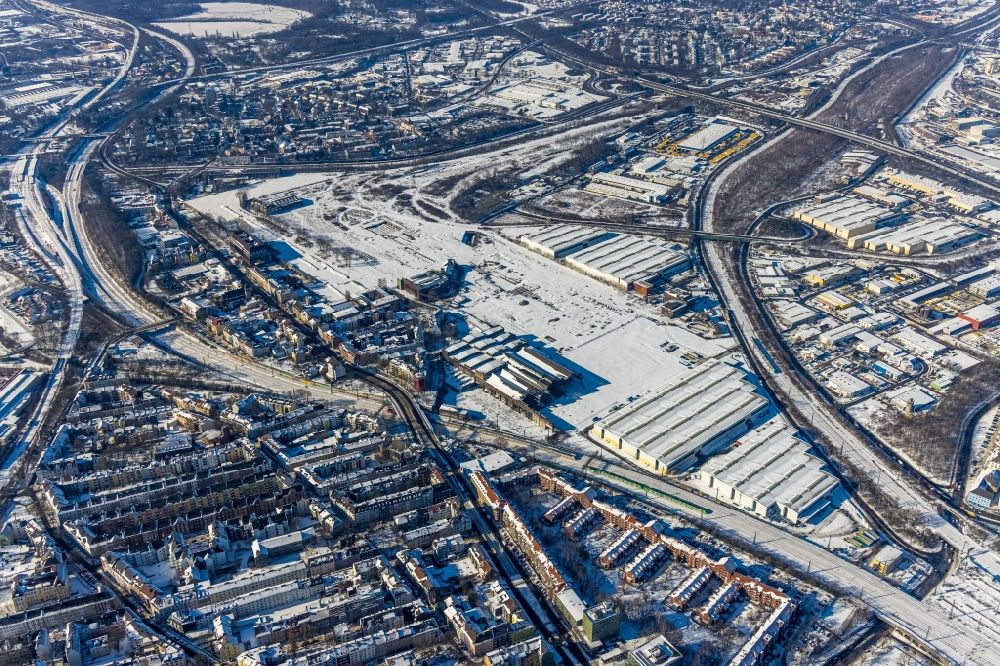 Luftbild Dortmund - Winterluftbild Industrie- und Gewerbegebiet an der Huckarder Straße in Dortmund im Bundesland Nordrhein-Westfalen, Deutschland