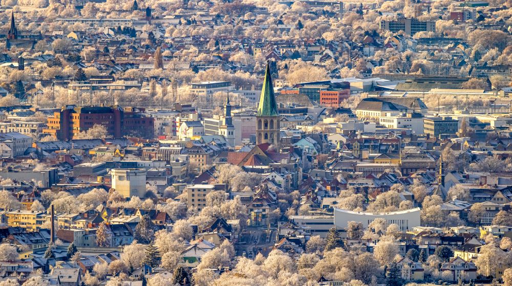 Luftaufnahme Hamm - Winterluftbild Kirchengebäude der Pauluskirche in Hamm im Bundesland Nordrhein-Westfalen, Deutschland