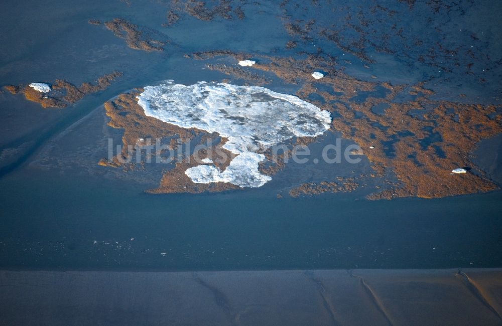 Luftaufnahme Juist - Winterluftbild Küstenbereich der Vogelinsel Lütje Hörn in Juist im Bundesland Niedersachsen, Deutschland