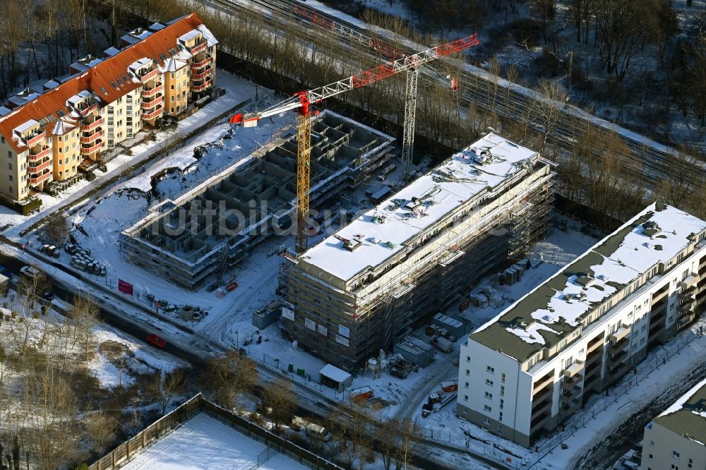 Bernau von oben - Winterluftbild Neubau- Wohngebiet einer Reihenhaus- Siedlung Am Mahlbusen in Bernau im Bundesland Brandenburg, Deutschland