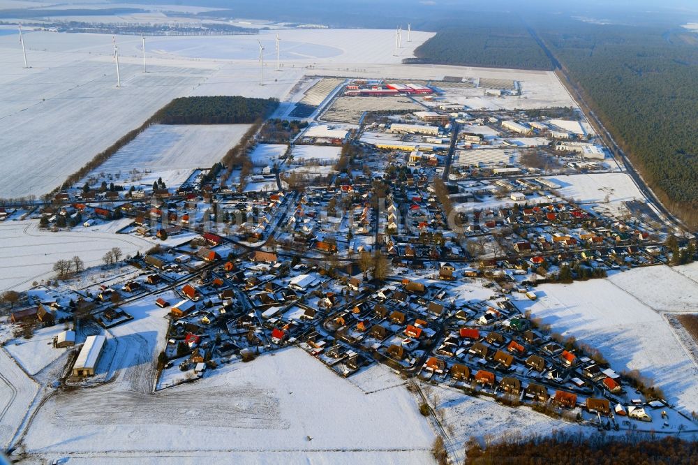 Luftaufnahme Lübesse - Winterluftbild Ortsansicht in Lübesse im Bundesland Mecklenburg-Vorpommern, Deutschland