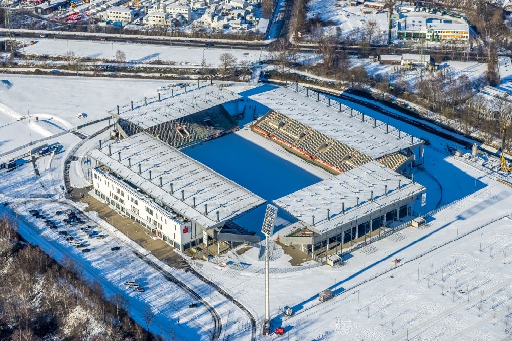 Luftbild Essen - Winterluftbild RWE - Rot-Weiß Stadion in Essen im Bundesland Nordrhein-Westfalen