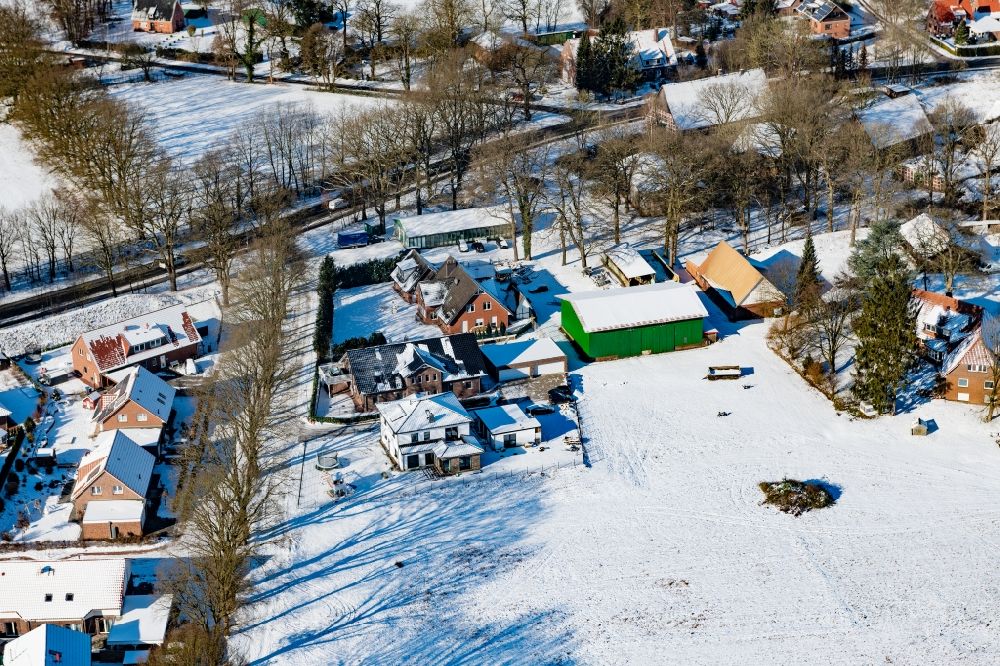 Stade aus der Vogelperspektive: Winterluftbild Siedlungsgebiet Riensförde in Stade im Bundesland Niedersachsen, Deutschland