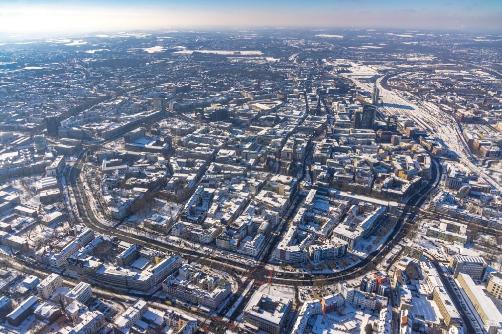 Dortmund aus der Vogelperspektive: Winterluftbild Stadtansicht der Innenstadt in Dortmund im Bundesland Nordrhein-Westfalen, Deutschland