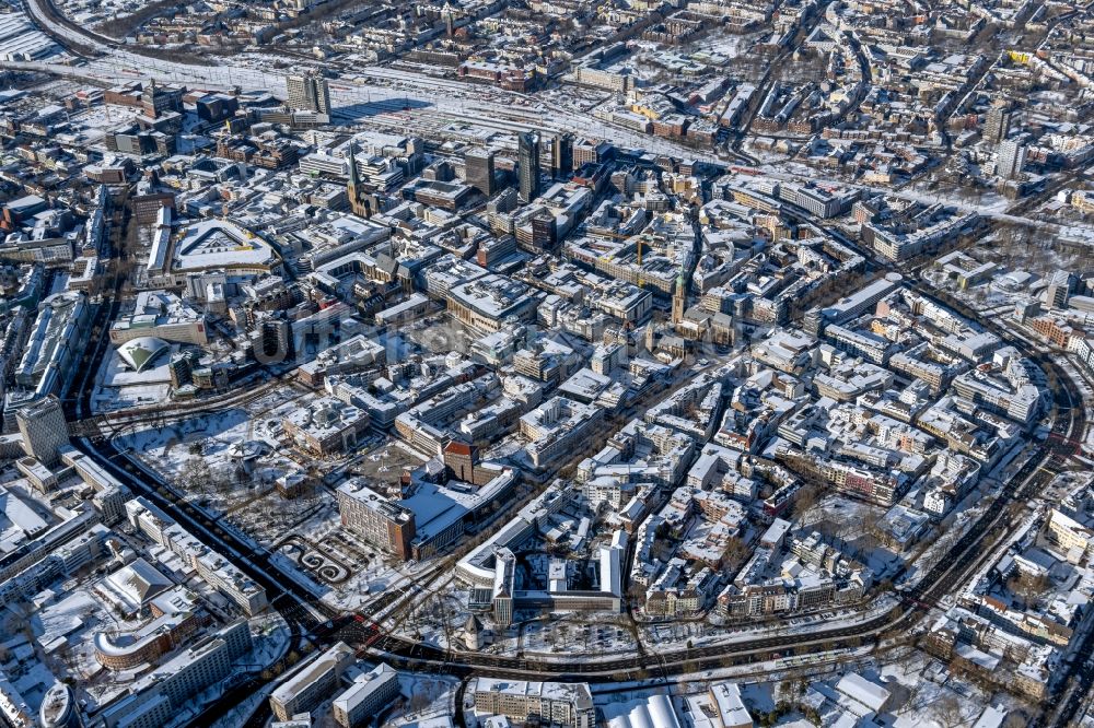 Luftbild Dortmund - Winterluftbild Stadtansicht vom Innenstadtbereich in Dortmund im Bundesland Nordrhein-Westfalen, Deutschland