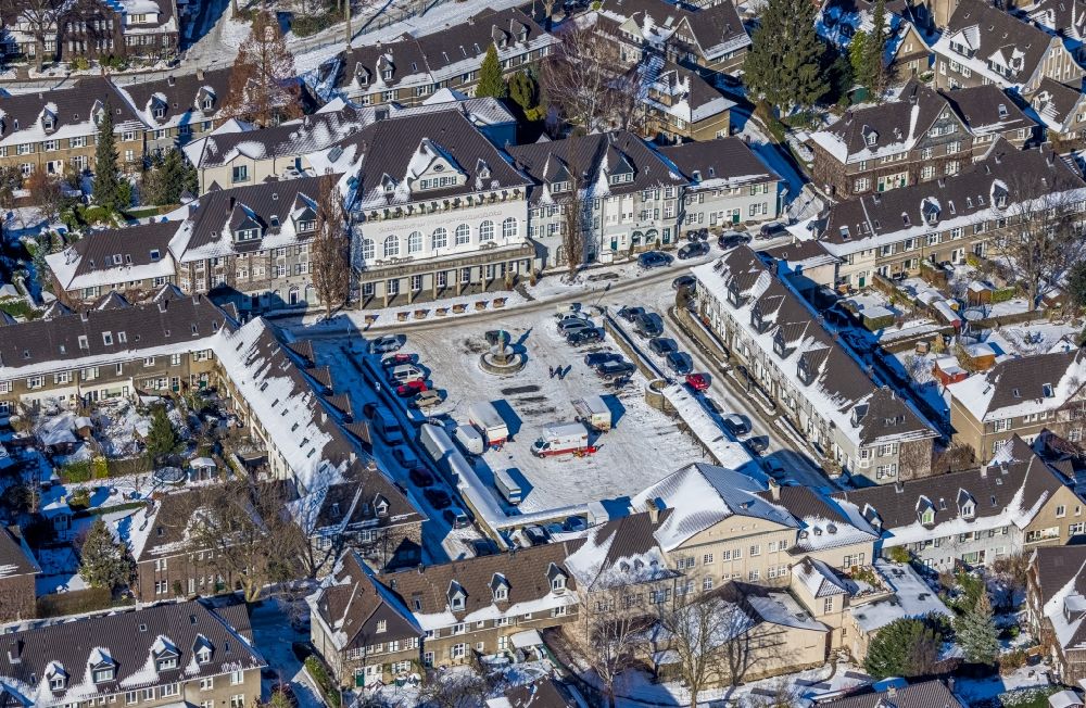 Luftaufnahme Essen - Winterluftbild Stadtansicht um den kleinen Markt in Essen im Bundesland Nordrhein-Westfalen