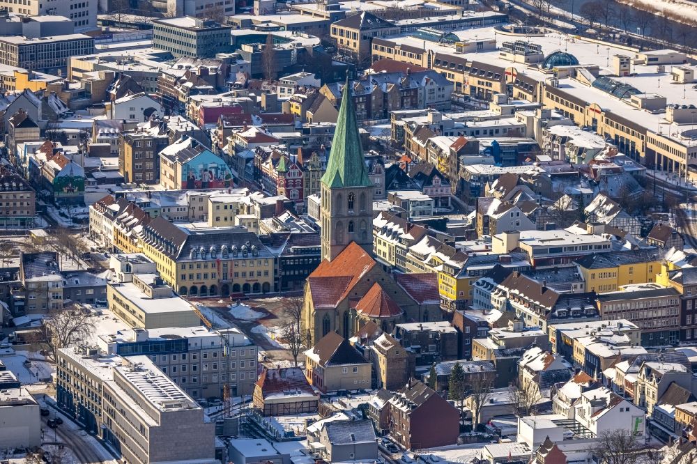 Luftbild Hamm - Winterluftbild Stadtzentrum im Innenstadtbereich mit Pauluskirche in Hamm im Bundesland Nordrhein-Westfalen, Deutschland