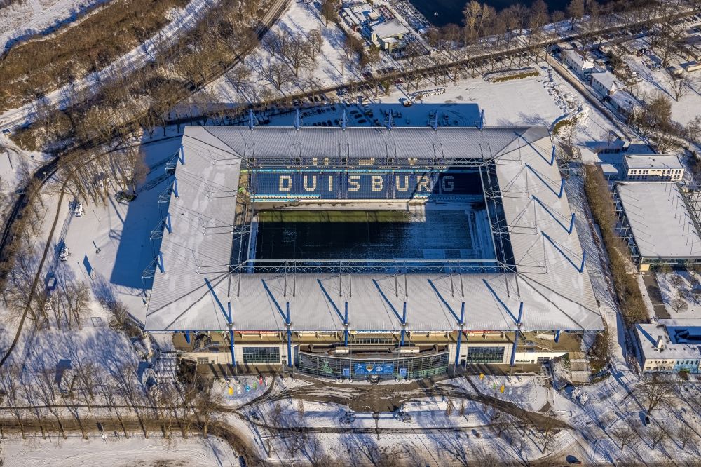 Luftaufnahme Duisburg - Winterluftbild Wedau Sportpark mit der Schauinsland-Reisen-Arena ( ehemals Wedaustadion ) in Duisburg im Bundesland Nordrhein-Westfalen