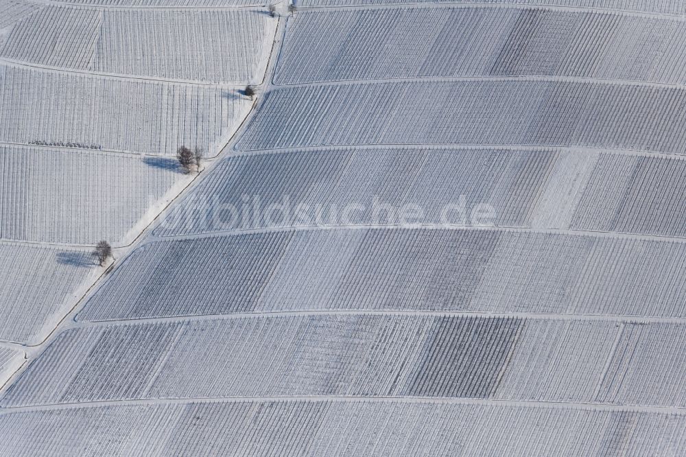 Luftbild Dettelbach - Winterluftbild Weinbergs- Landschaft der Winzer- Gebiete in Dettelbach im Bundesland Bayern, Deutschland