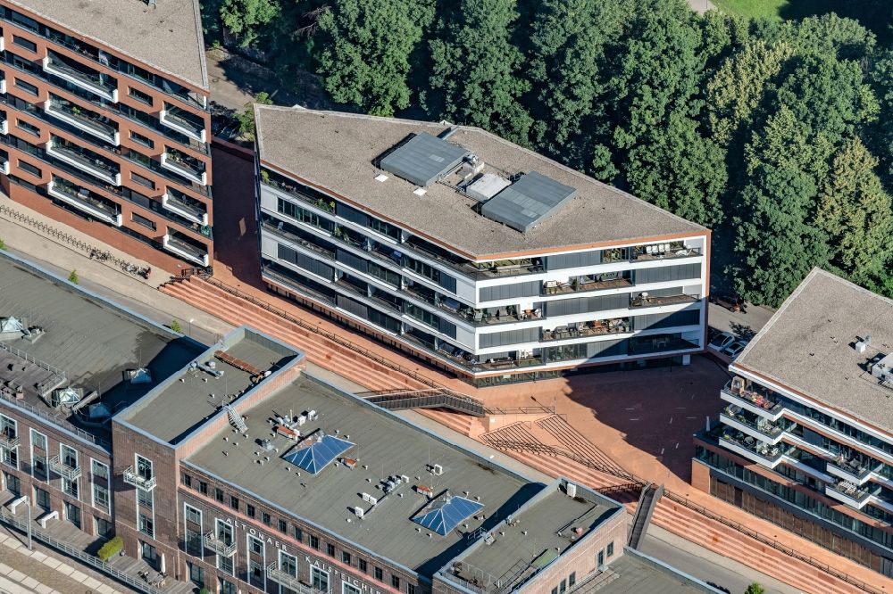 Luftbild Hamburg - Wohn- und Geschäftshaus Viertel Altonaer Kaispeicher im Ortsteil Altona in Hamburg, Deutschland