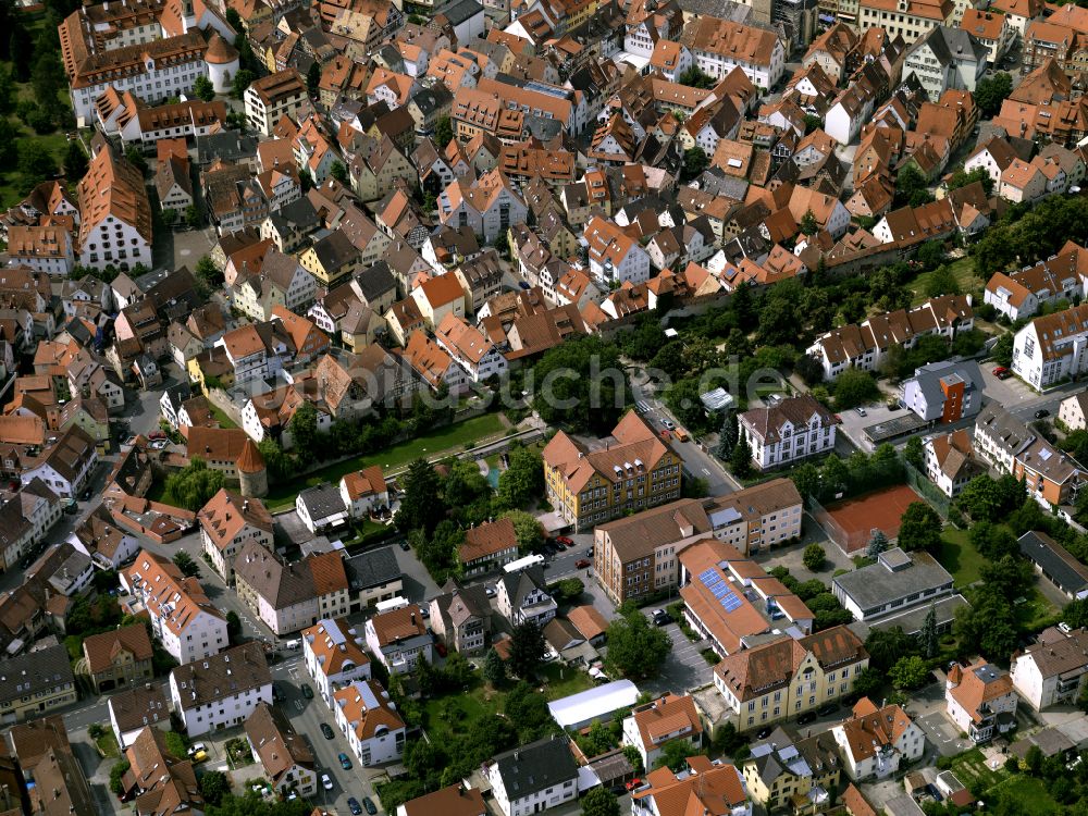 Luftaufnahme Rottenburg am Neckar - Wohn- und Geschäftshaus Viertel entlang der Straße Sprollstraße in Rottenburg am Neckar im Bundesland Baden-Württemberg, Deutschland