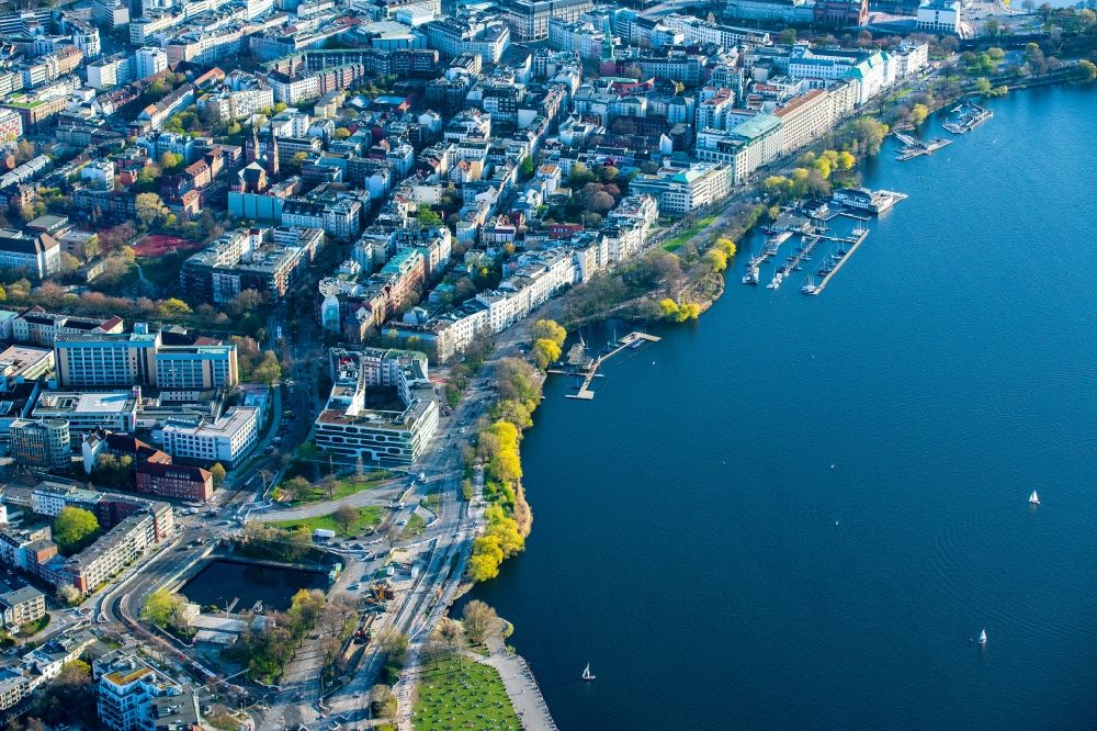 Luftaufnahme Hamburg - Wohngebiet an der Außenalster im Ortsteil Sankt Georg in Hamburg, Deutschland