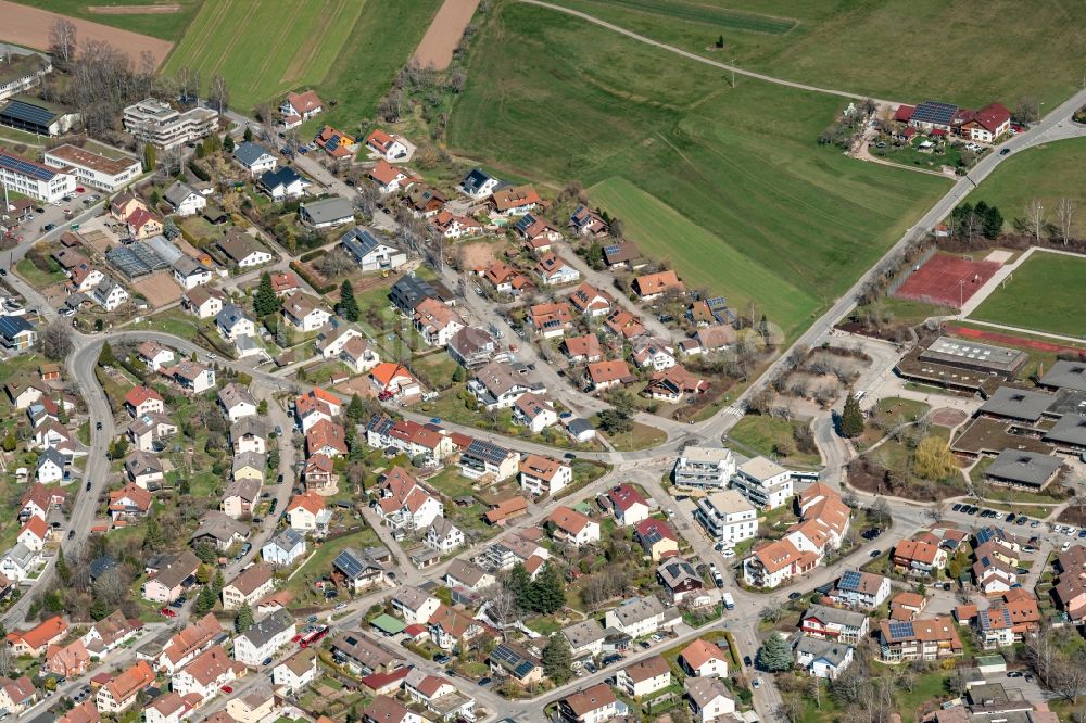 Altensteig von oben - Wohngebiet einer Einfamilienhaus- Siedlung in Altensteig im Bundesland Baden-Württemberg, Deutschland
