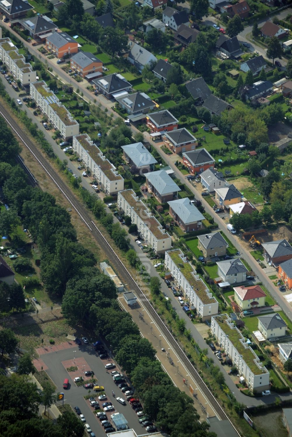 Luftaufnahme Berlin - Wohngebiet einer Einfamilienhaus- Siedlung in Berlin