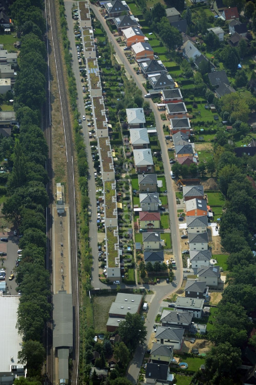 Luftbild Berlin - Wohngebiet einer Einfamilienhaus- Siedlung in Berlin