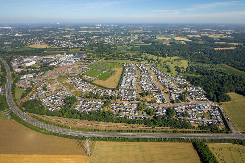Luftbild Dortmund - Wohngebiet einer Einfamilienhaus- Siedlung Brackeler Feld im Ortsteil Brackel in Dortmund im Bundesland Nordrhein-Westfalen, Deutschland