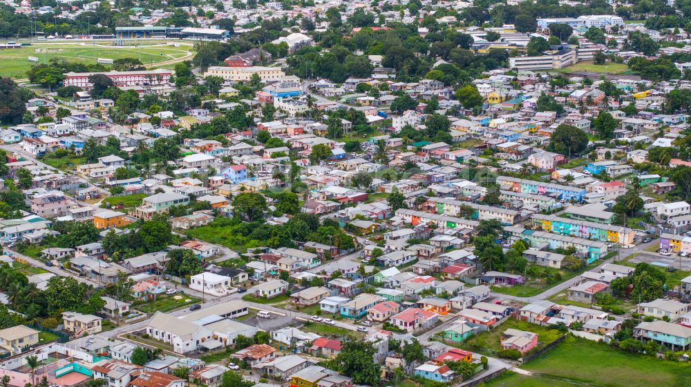 Bridgetown aus der Vogelperspektive: Wohngebiet einer Einfamilienhaus- Siedlung in Bridgetown in Christ Church, Barbados