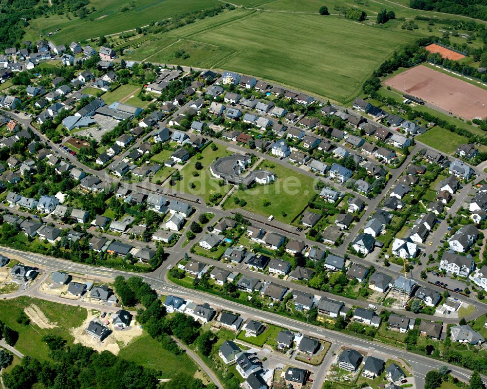 Luftaufnahme Buchholz - Wohngebiet einer Einfamilienhaus- Siedlung in Buchholz im Bundesland Rheinland-Pfalz, Deutschland