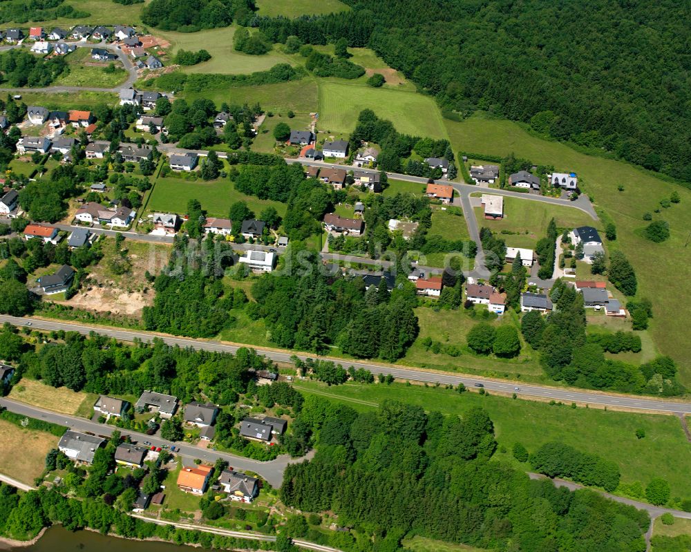 Luftaufnahme Driedorf - Wohngebiet einer Einfamilienhaus- Siedlung in Driedorf im Bundesland Hessen, Deutschland