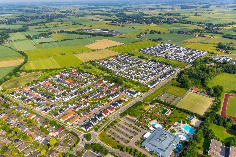 Soest von oben - Wohngebiet einer Einfamilienhaus- Siedlung entlang des Ardeyweg in Soest im Bundesland Nordrhein-Westfalen, Deutschland
