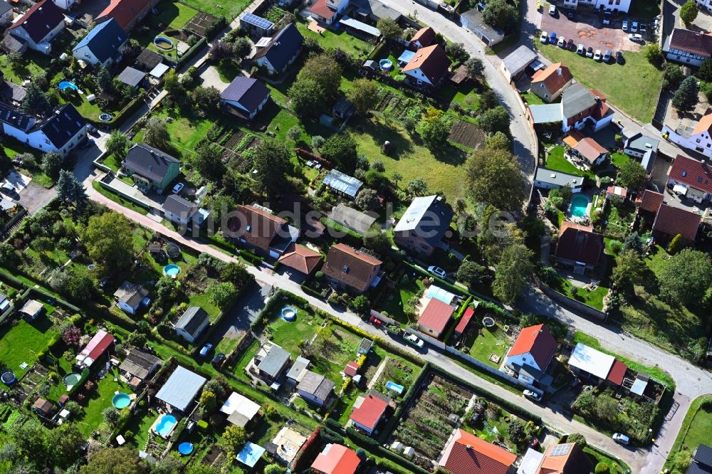 Luftbild Hohe Börde - Wohngebiet einer Einfamilienhaus- Siedlung entlang der Morgenstraße in Hohe Börde im Bundesland Sachsen-Anhalt, Deutschland