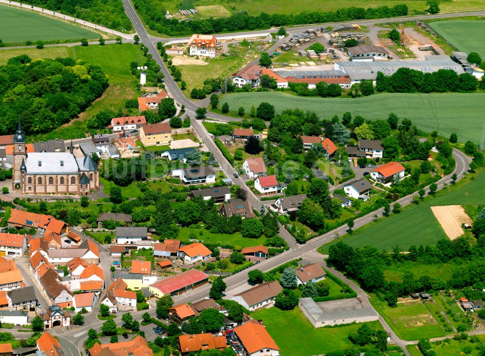 Göllheim aus der Vogelperspektive: Wohngebiet einer Einfamilienhaus- Siedlung in Göllheim im Bundesland Rheinland-Pfalz, Deutschland